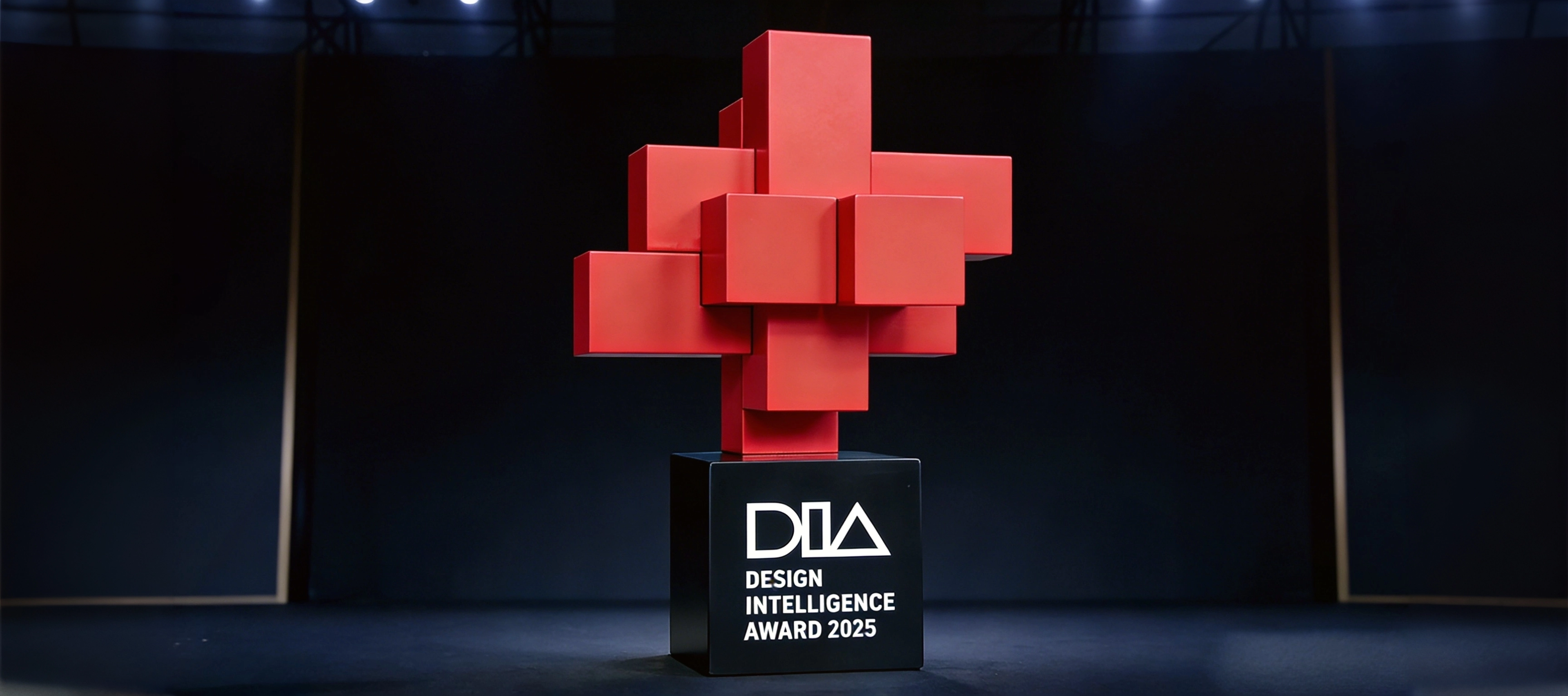 从技术到美学：J9国际站沉浸式智能座舱，斩获中国设计智造大奖